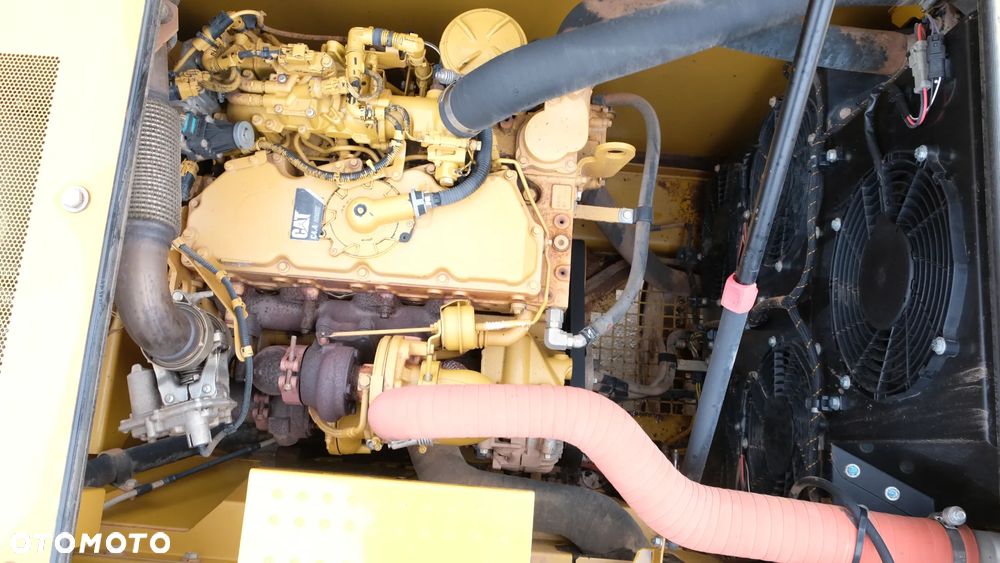 Caterpillar 320 2D ADVANSE JAPAN MODEL 2020R - 14