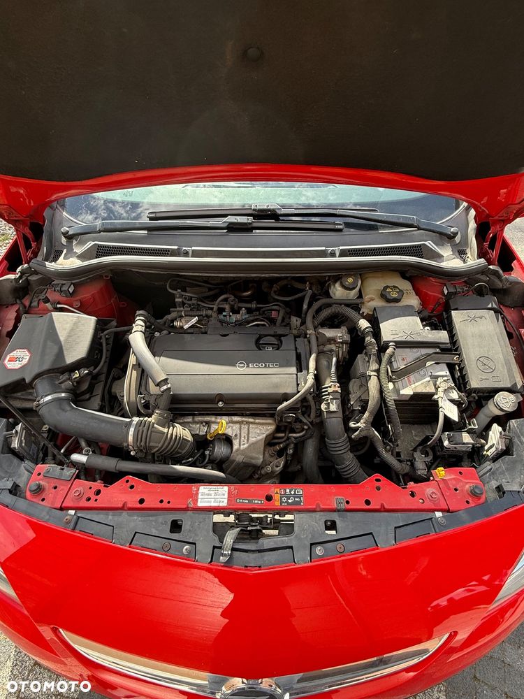 Opel Astra 1.6 T Sport - 21