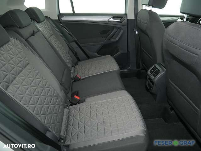 Volkswagen Tiguan - 5