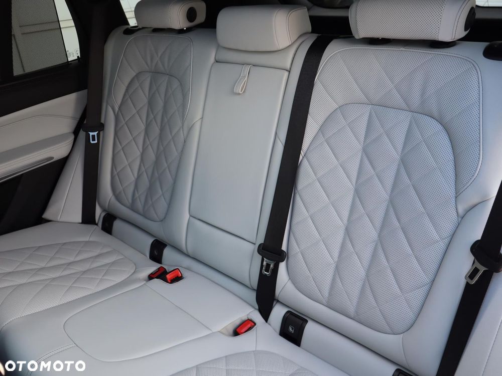 BMW X5 - 11