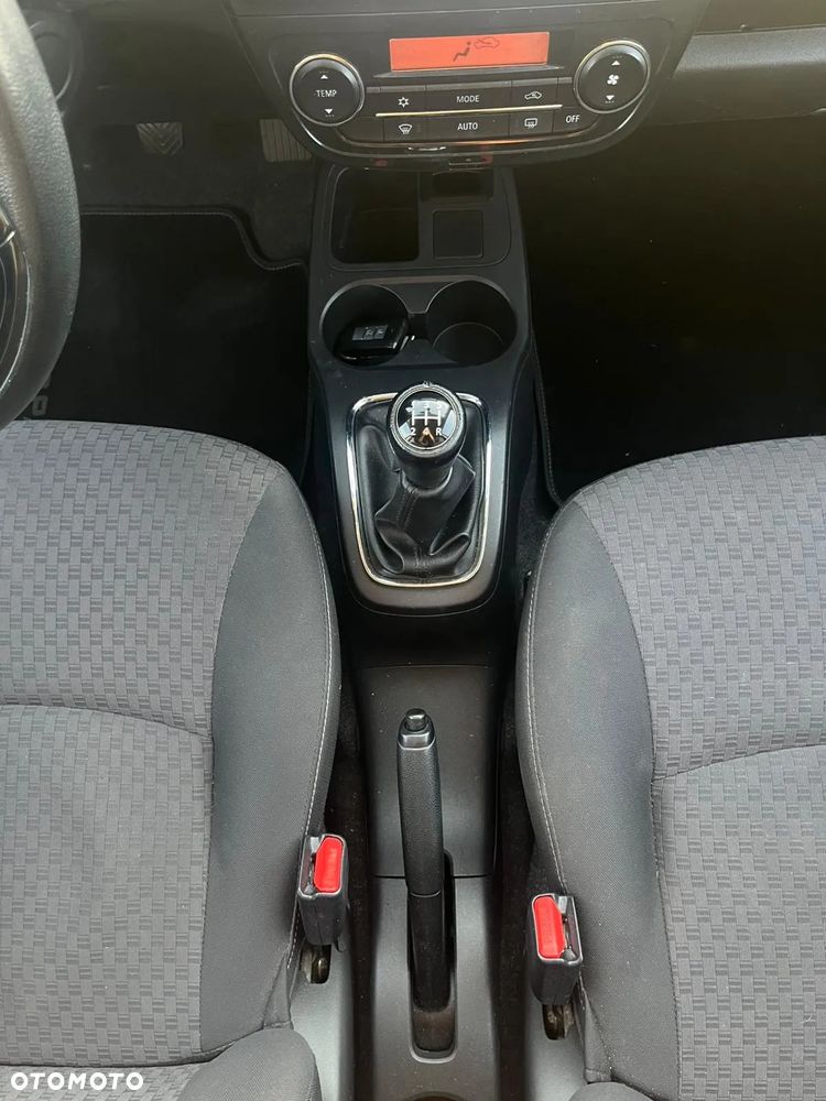 Mitsubishi Space Star - 18