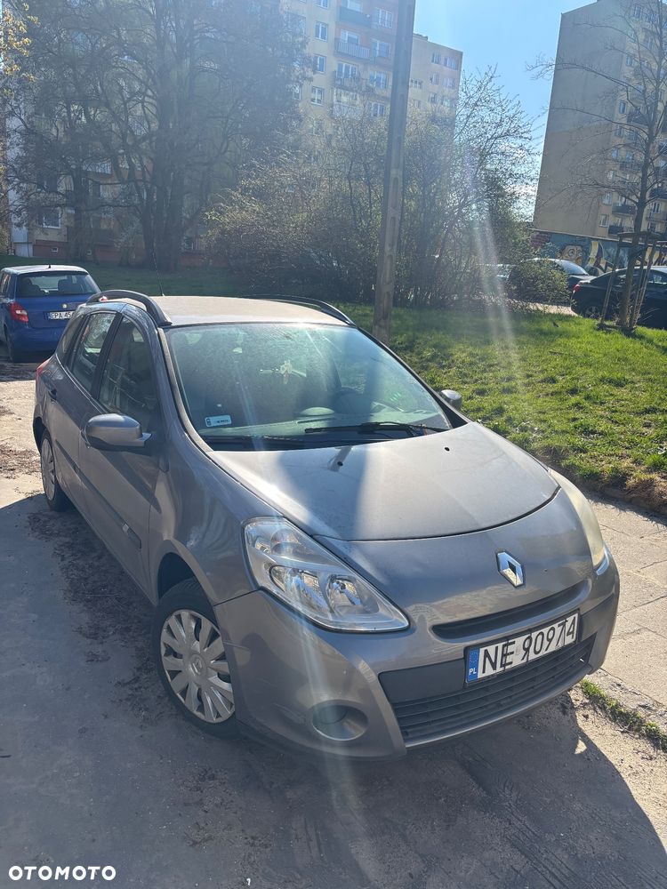 Renault Clio 1.2 16V Emotion - 1