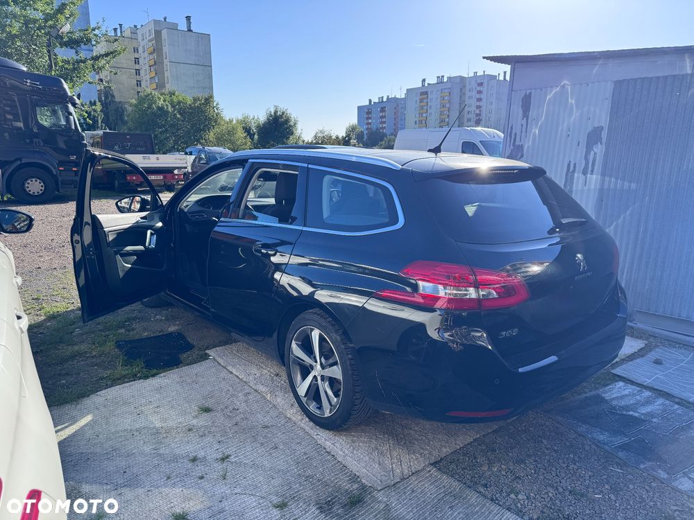 Peugeot 308 130 e-THP Stop & Start Allure - 4