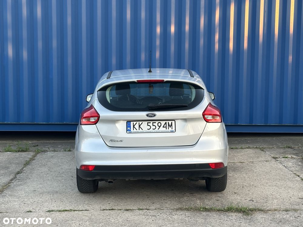Ford Focus 1.5 TDCi Titanium PowerShift - 7