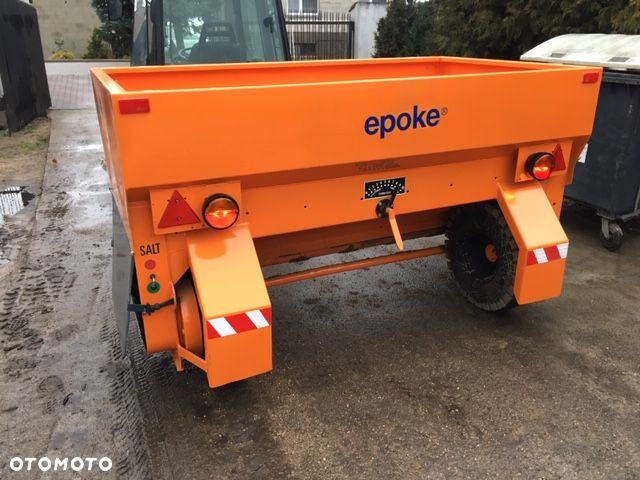 Epoke SKE 20 ciągniona piaskarka posypywarka solarka zimowe utrzymanie - 3
