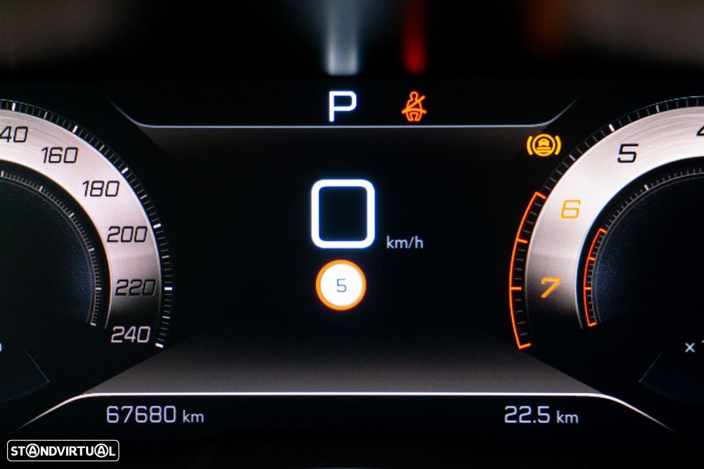 Peugeot 3008 1.2 PureTech GT EAT8 - 9