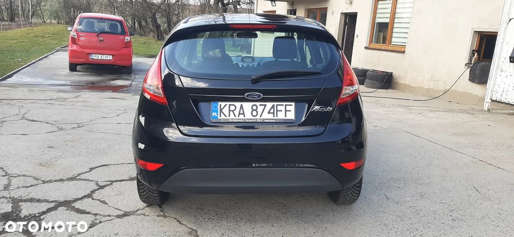 Ford Fiesta - 17