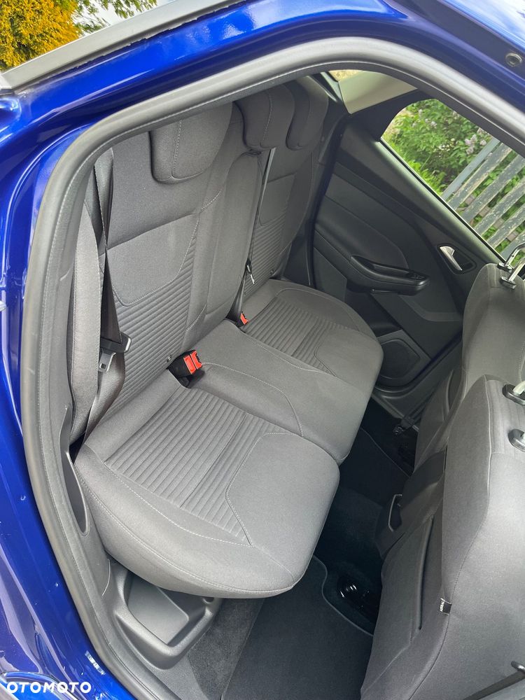 Ford Focus 1.5 EcoBlue Start-Stopp-System ST-LINE X - 19