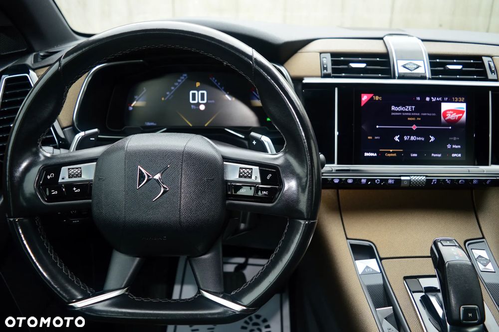 DS Automobiles DS 7 Crossback - 17