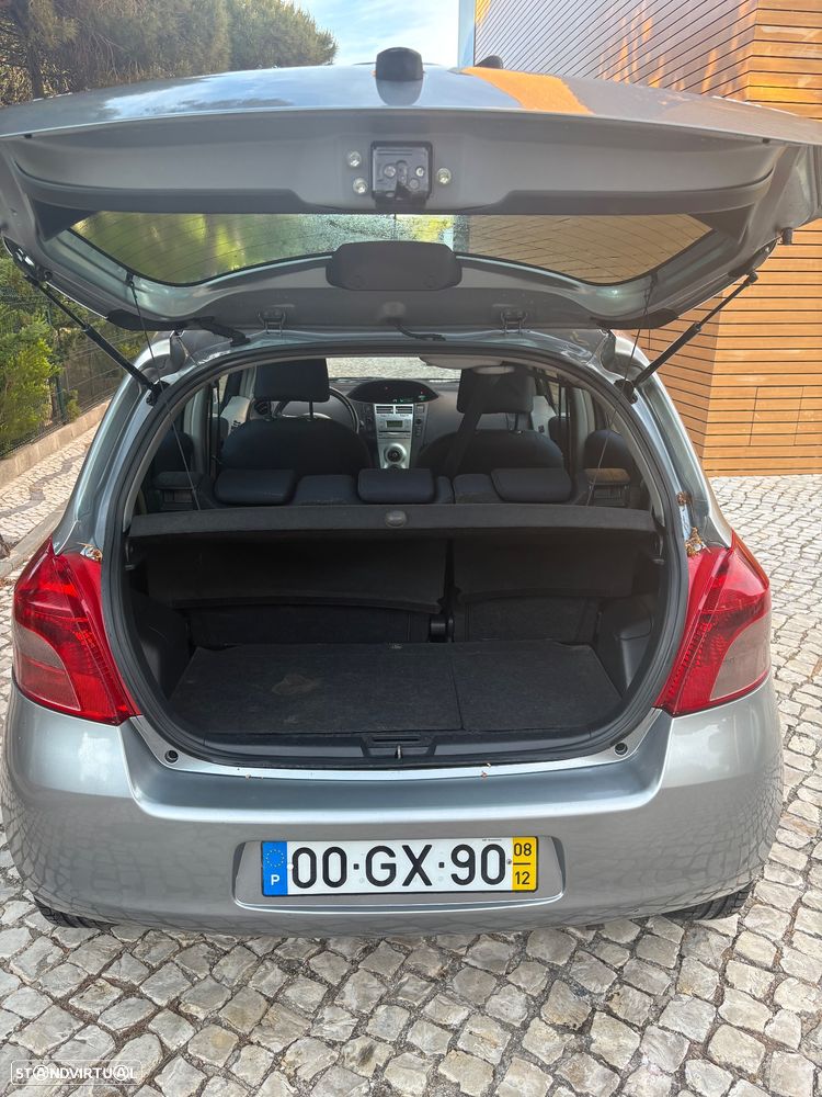 Toyota Yaris 1.0 VVT-i AC Manual - 7