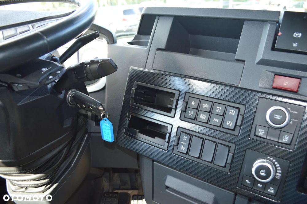 Renault T 520 - 18