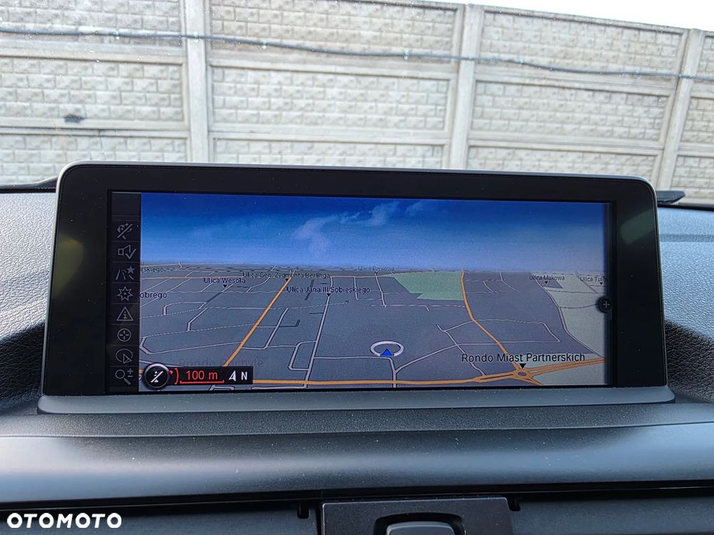 BMW Seria 1 118i Sport Line - 14