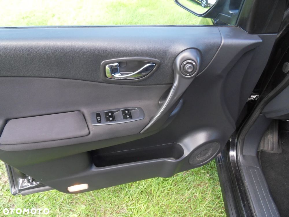 Renault Koleos 2.0 dCi 4x4 Limited - 12