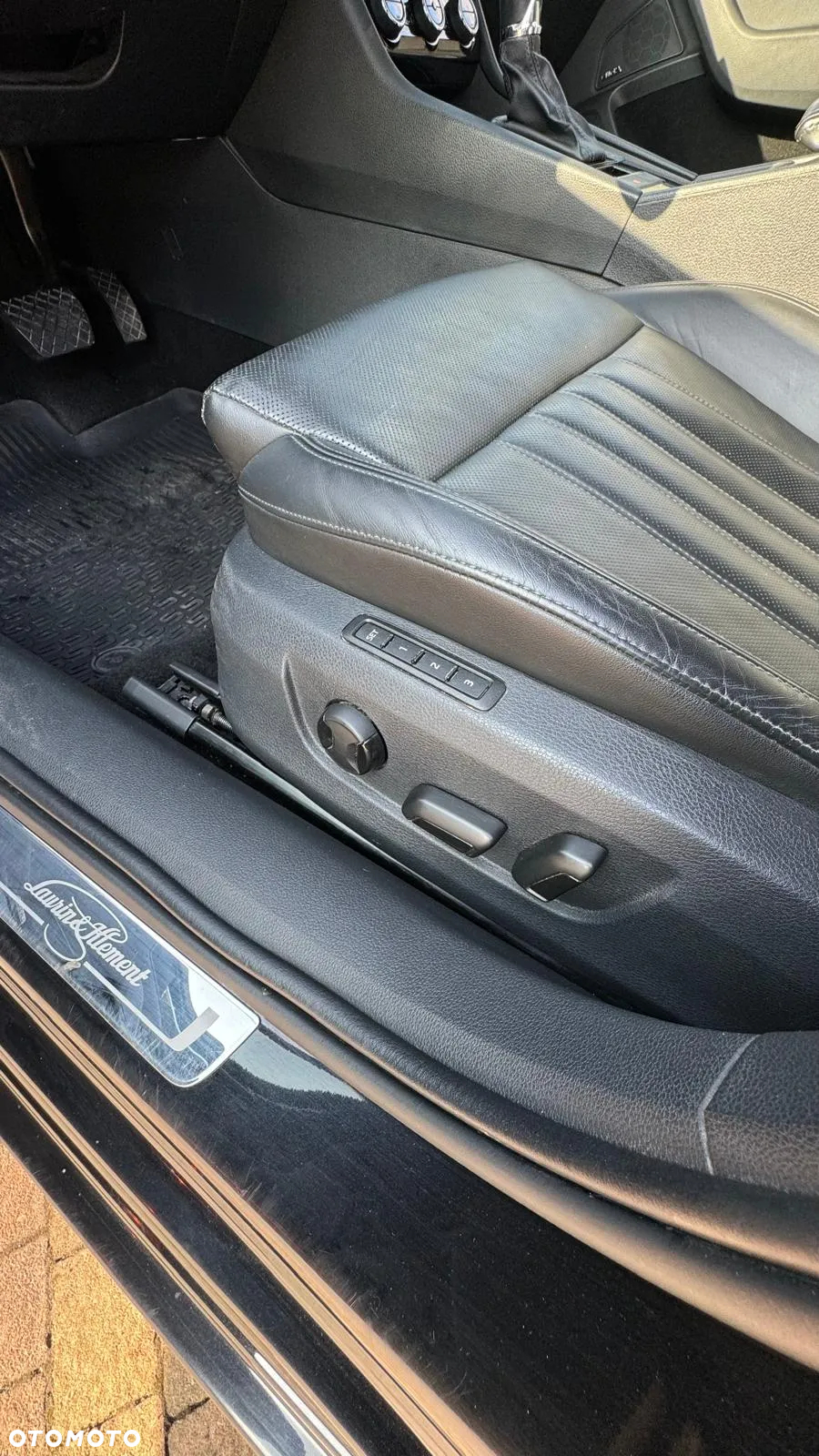 Skoda Superb 2.0 TDI SCR 4x4 L&K DSG - 25