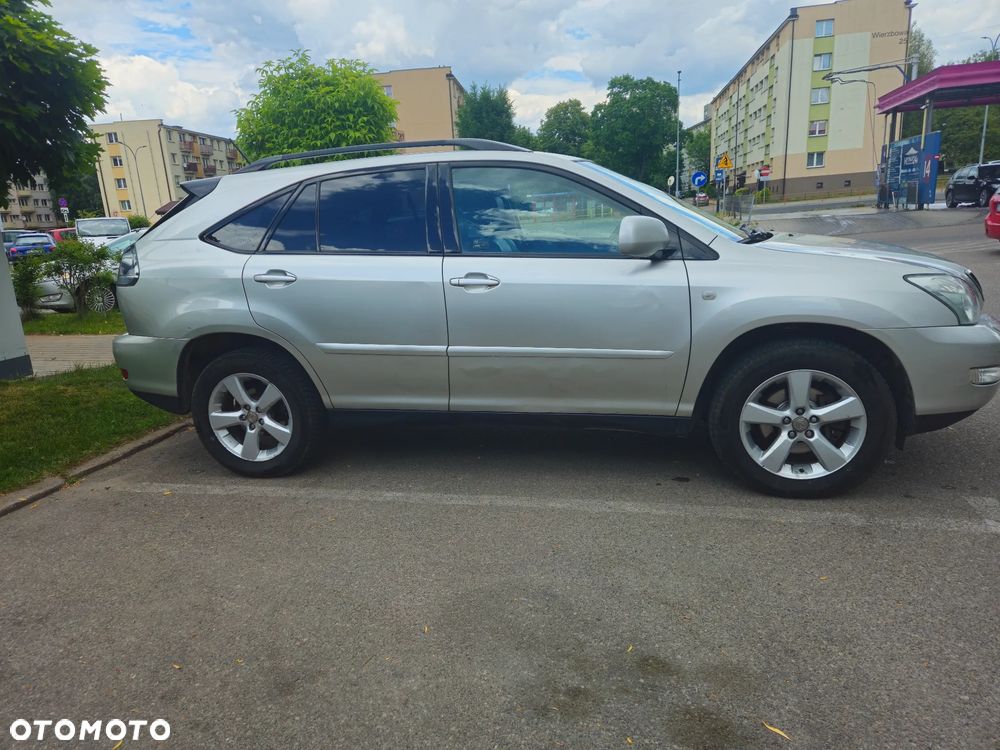 Lexus RX - 4