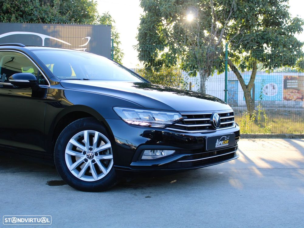 VW Passat Variant 2.0 TDi Business DSG - 13
