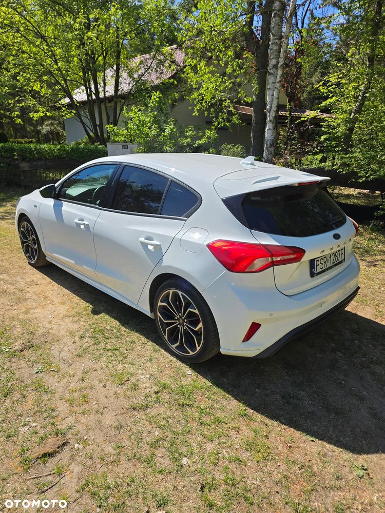 Ford Focus 1.5 EcoBoost ST-Line - 6