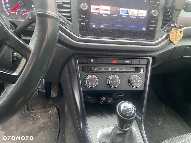 Volkswagen T-Roc 1.0 TSI - 6