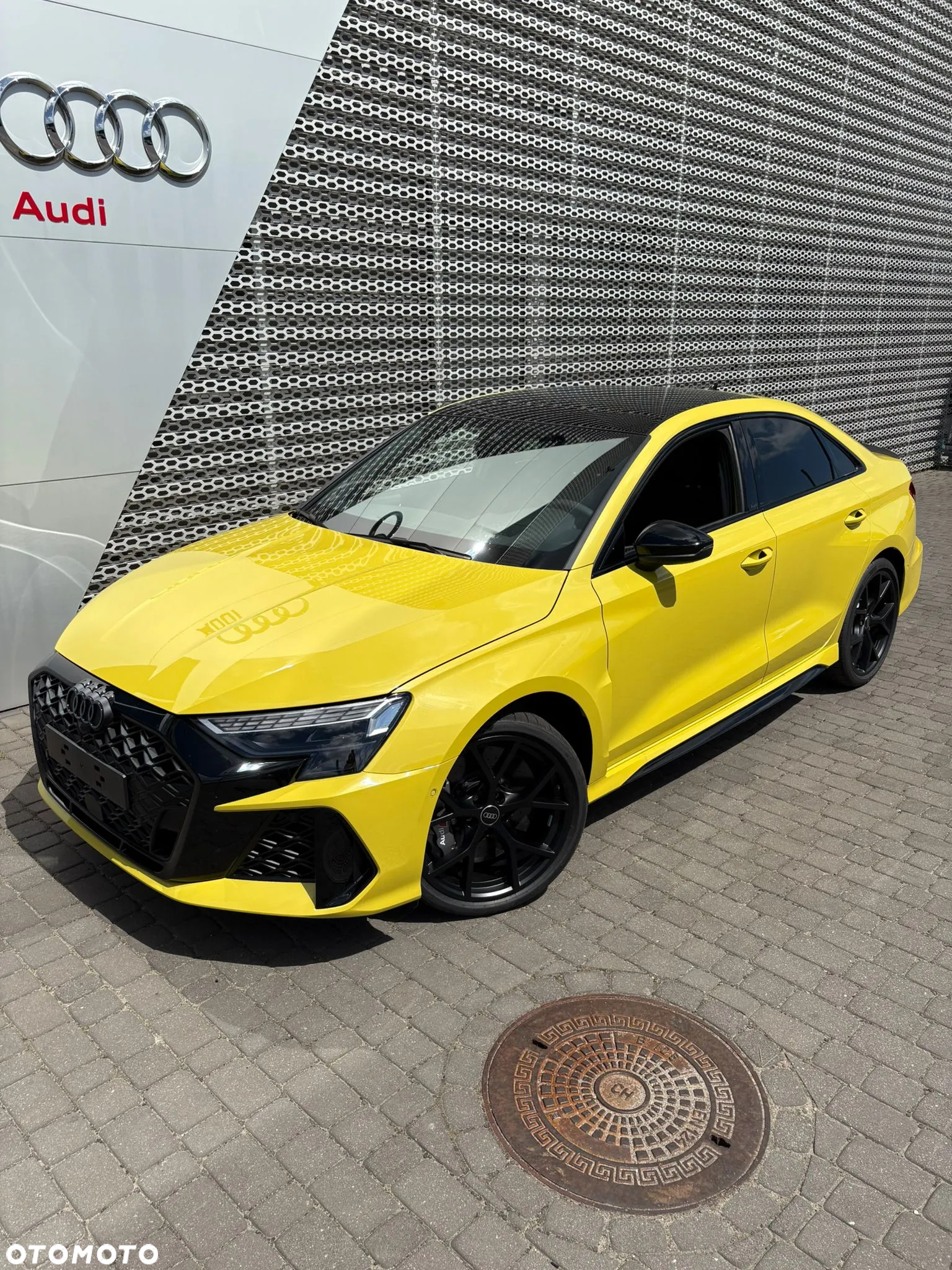 Audi RS3 Limousine - 4