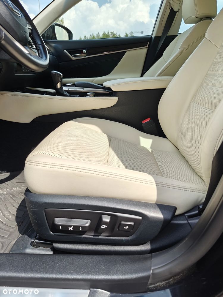 Lexus GS 200t / 300 Elegance - 23