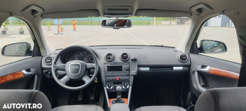 Audi A3 1.9 TDI Ambiente - 3