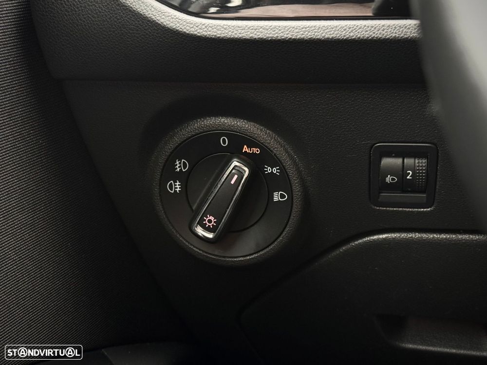 SEAT Leon ST 1.6 TDI Style Ecomotive - 9