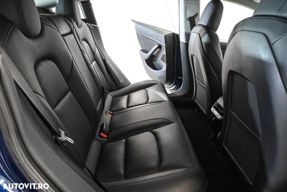 Tesla Model 3 Langstreckenbatterie Allradantrieb Dual Motor - 12