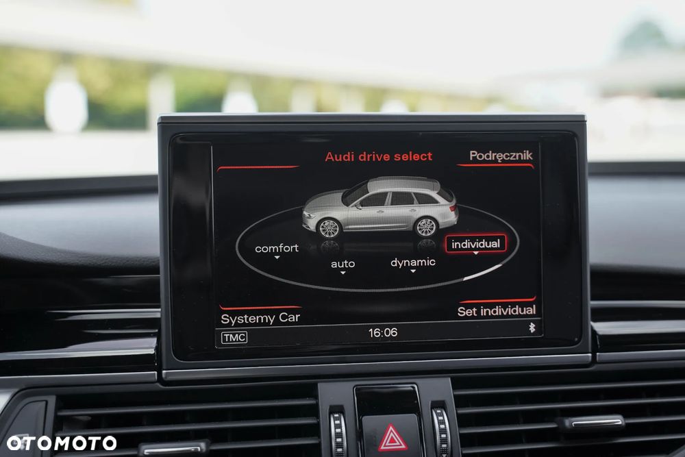 Audi RS6 Standard - 30