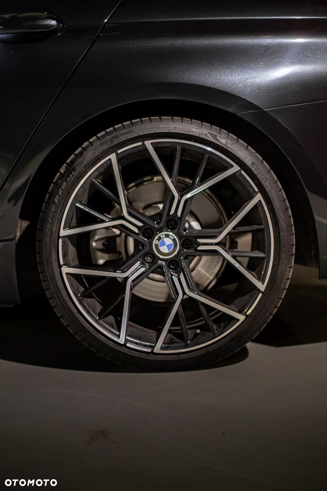 BMW Seria 5 530i - 5