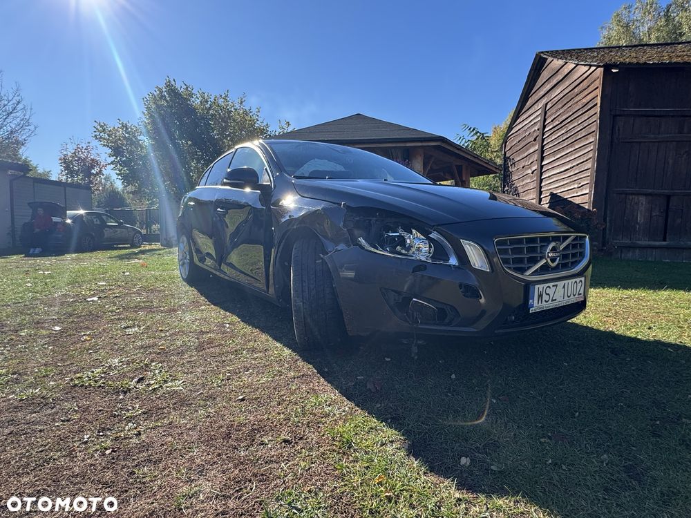 Volvo S60 - 4