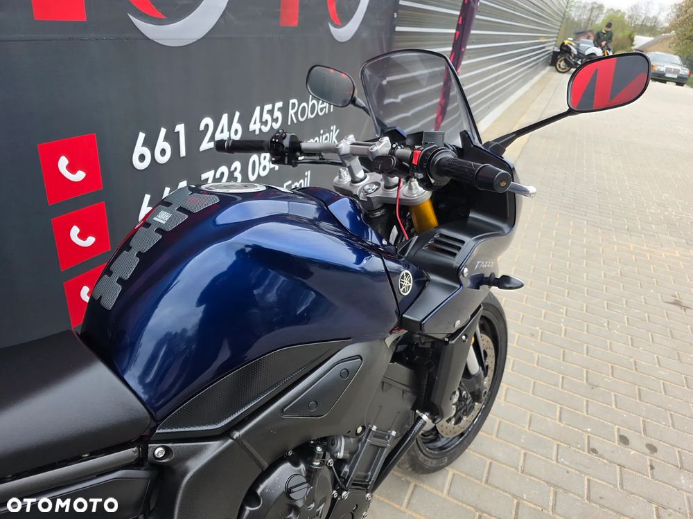 Yamaha FZ - 13