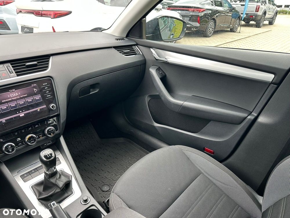 Skoda Octavia 1.6 TDI SCR Ambition - 12