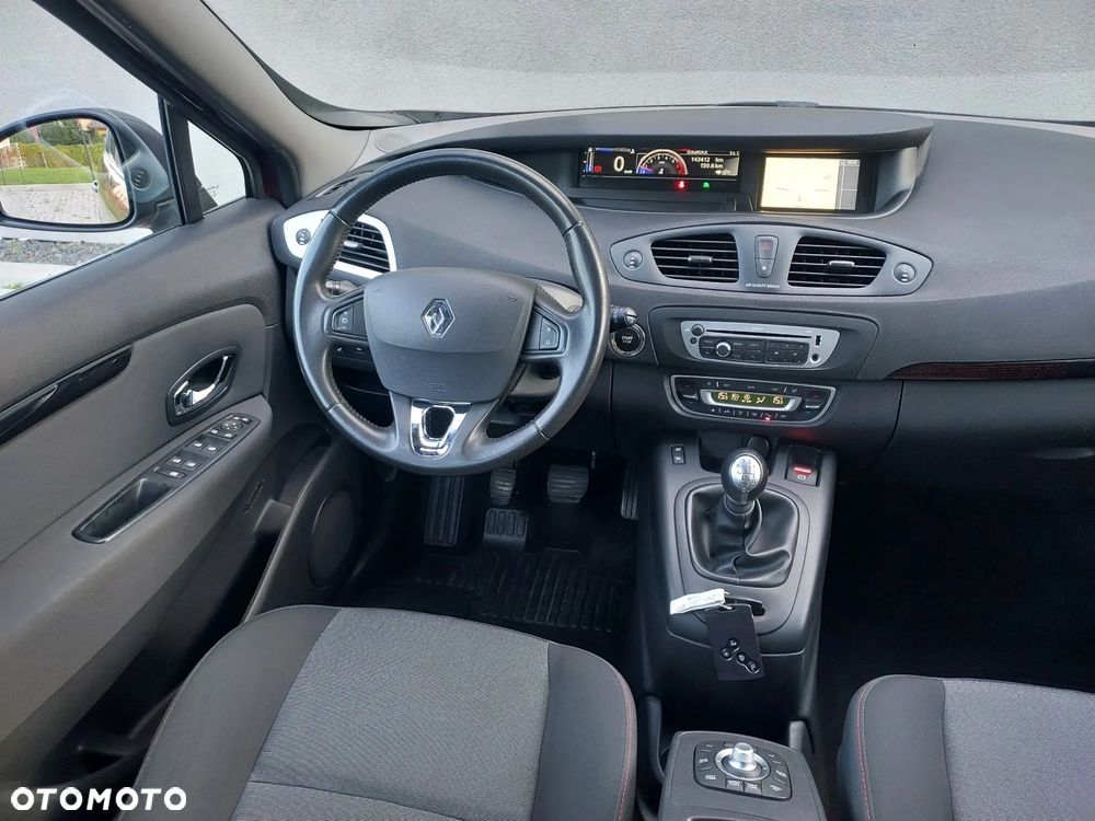 Renault Scenic ENERGY TCe 130 S&S Paris - 25