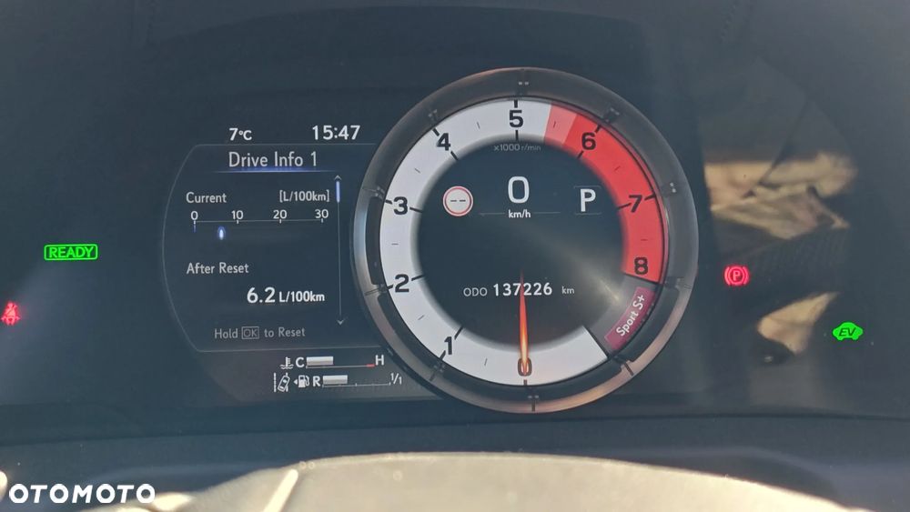 Lexus ES 300h F Sport - 16