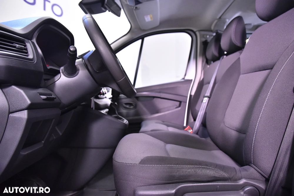 Renault Trafic - 19