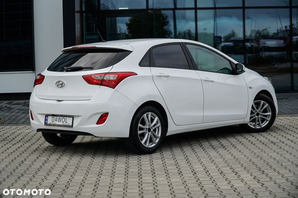 Hyundai i30 1.4 BlueDrive Base - 17
