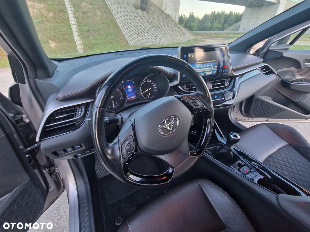 Toyota C-HR 1.2 T Prestige - 33