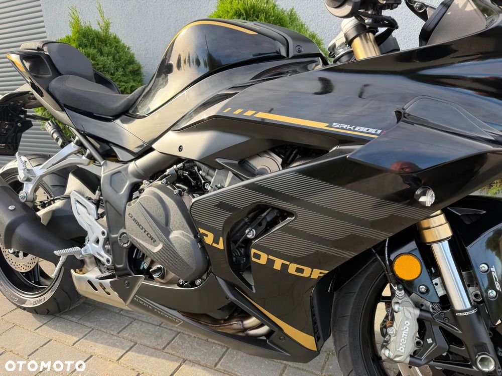 QJMOTOR SRK 800RR - 13