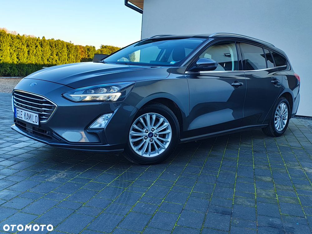 Ford Focus Turnier 2.0 EcoBlue Start-Stopp-System TITANIUM