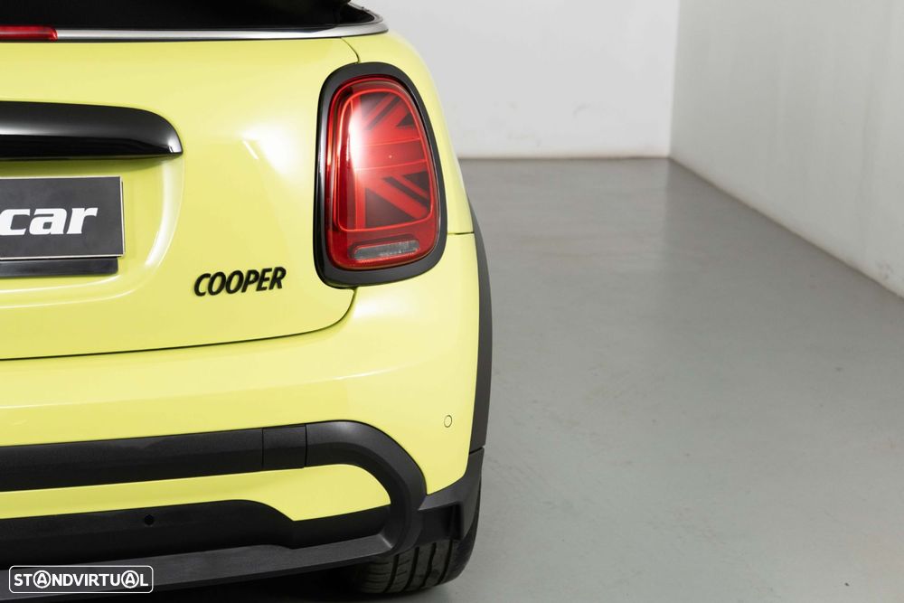 MINI Cabrio Cooper Auto - 15