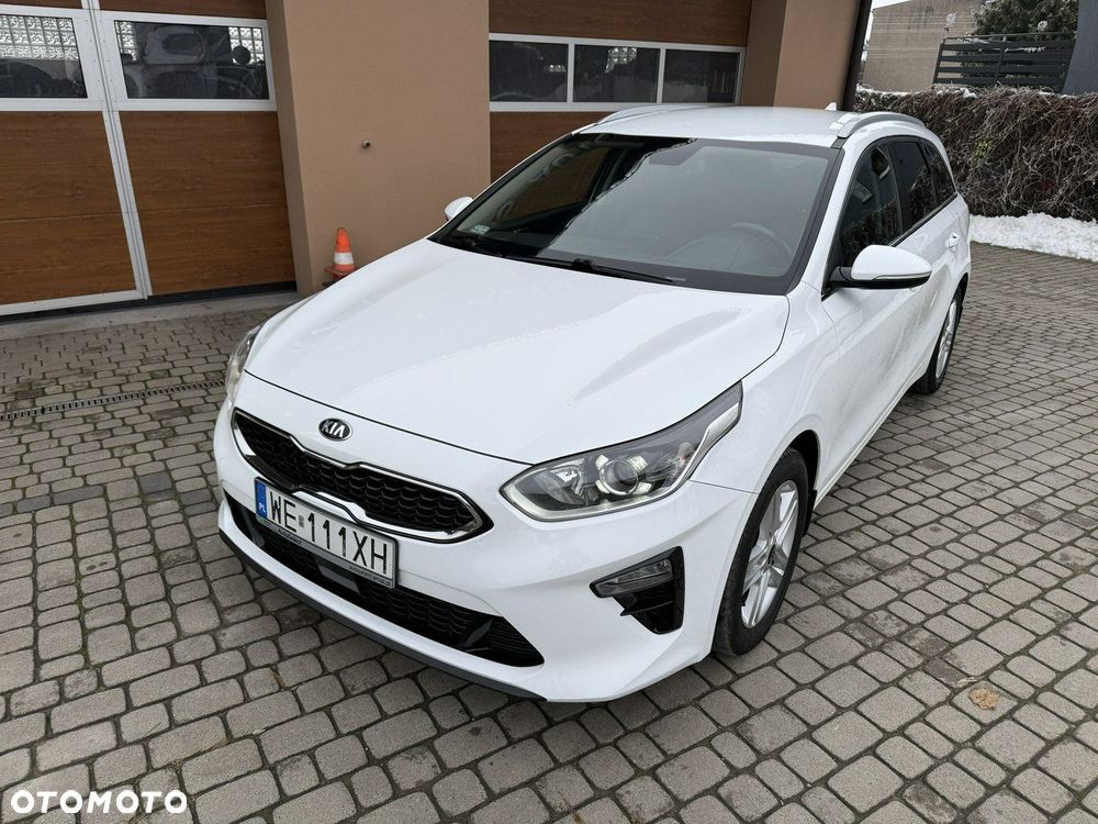 Kia Ceed 1.4 T-GDI L Business Line Plus DCT - 13