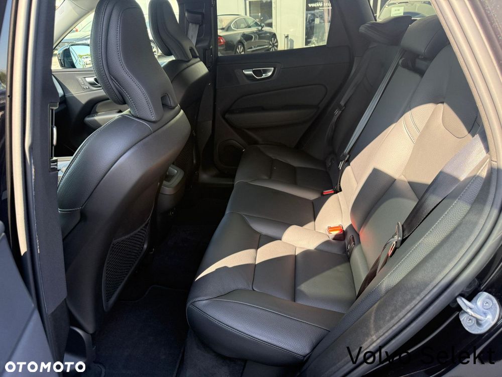 Volvo XC 60 - 24