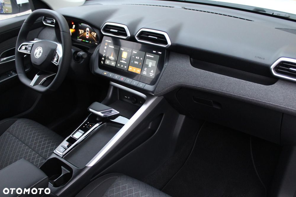 MG ZS 1.5 HEV+ Excite - 8