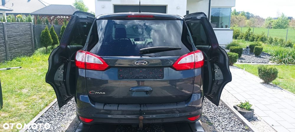 Ford Grand C-MAX 2.0 TDCi Titanium - 13
