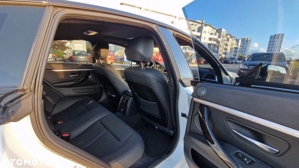 BMW Seria 4 430i Gran Coupe Sport Line - 28