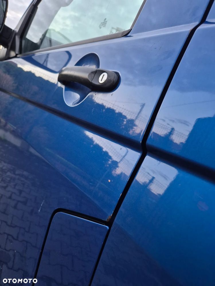 Volkswagen Transporter - 18