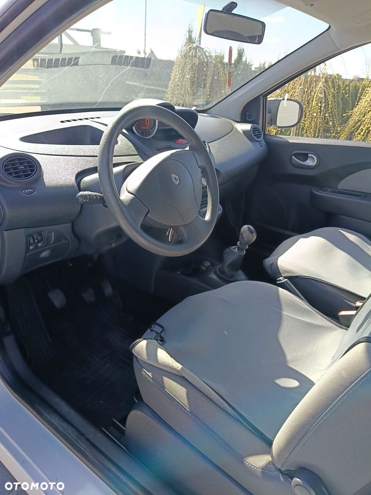 Renault Twingo 1.2 16V Eco Access - 6