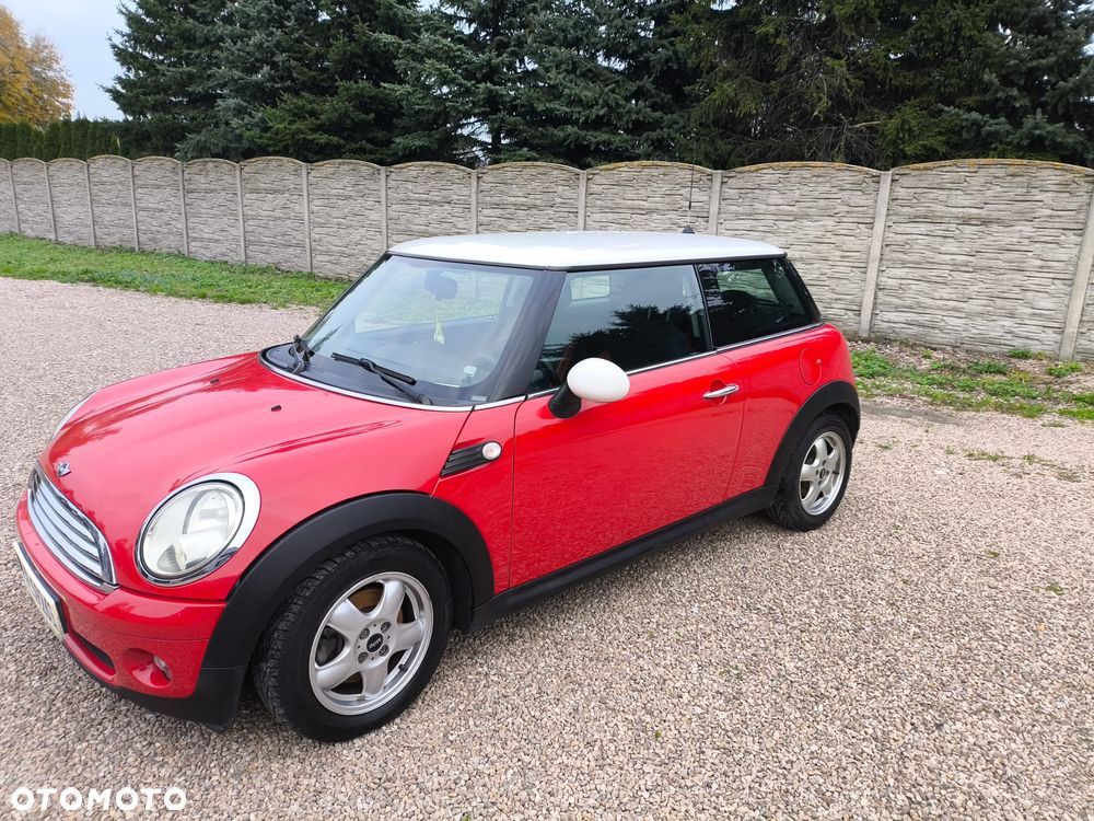 MINI Cooper Standard - 2