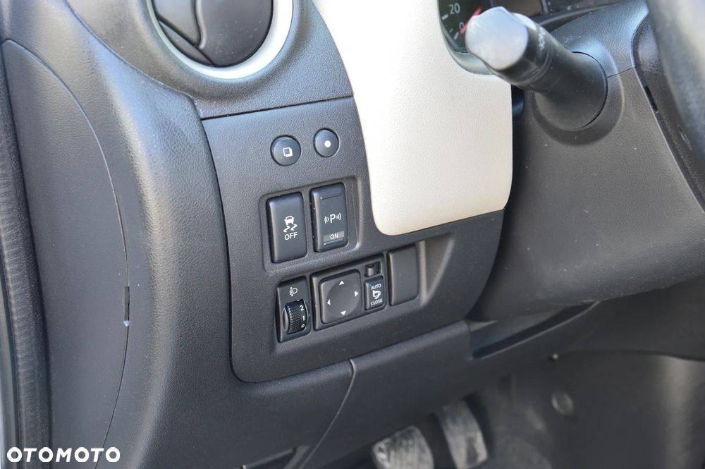 Nissan Micra 1.2 Tekna - 23