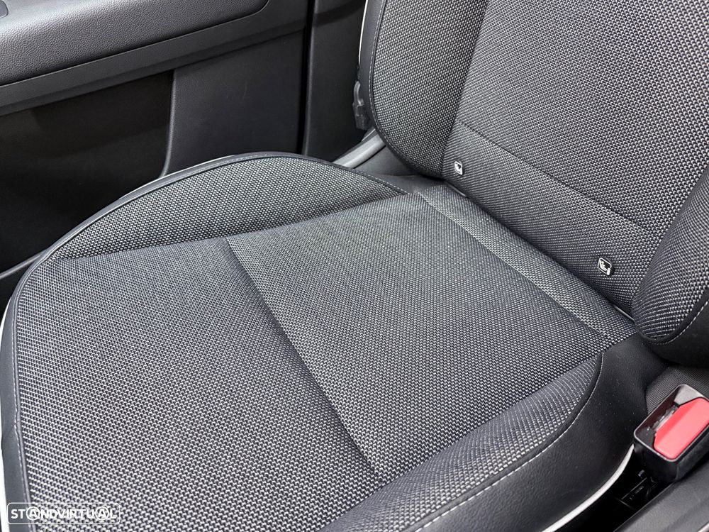 Renault Captur 1.0 TCe Exclusive - 27